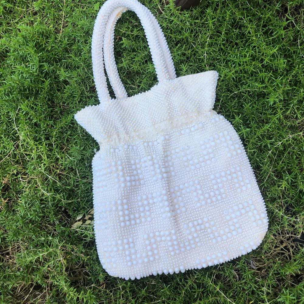Vintage white beaded purse